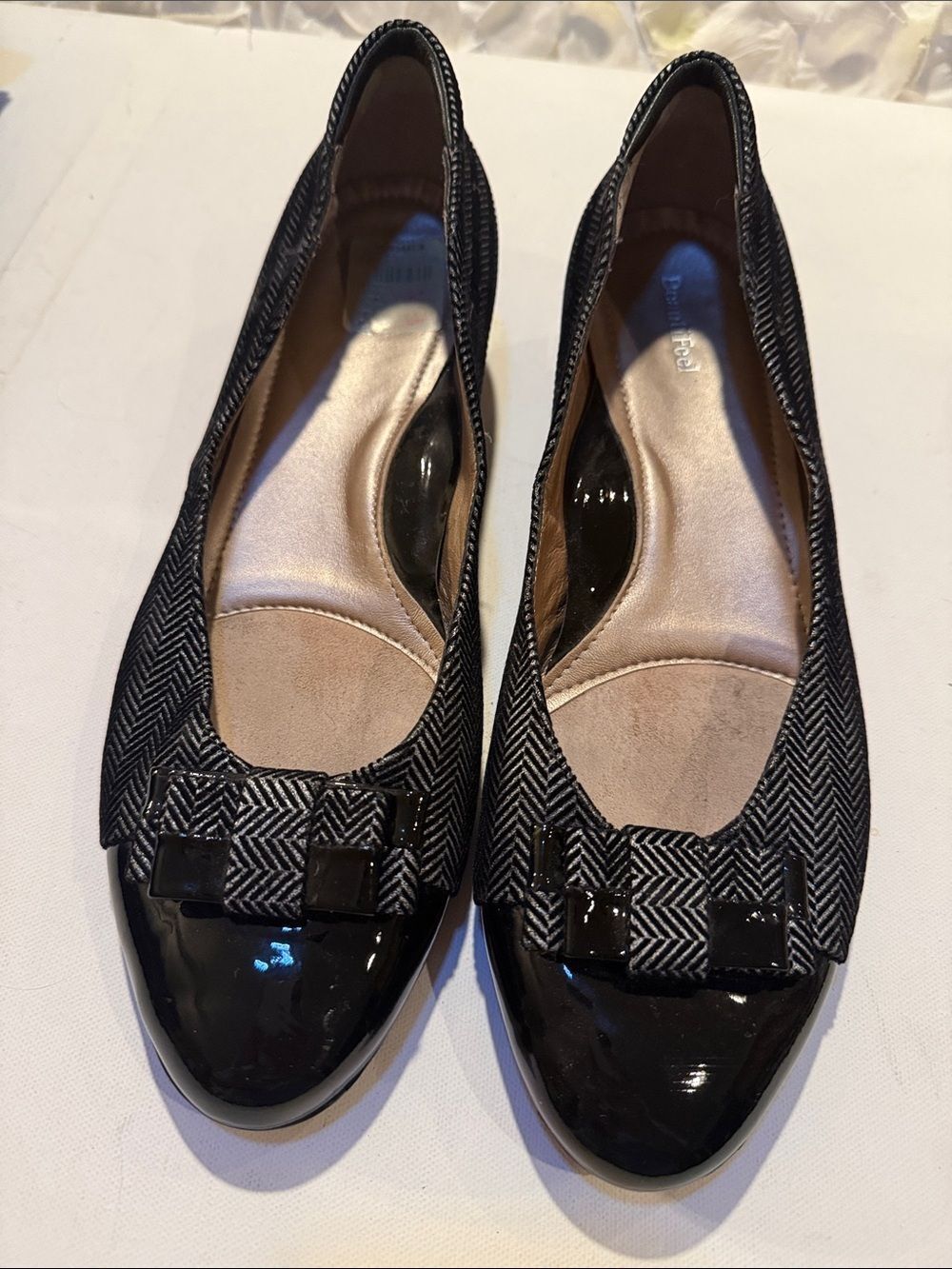 BeautiFeel Black Herringbone Flats with Patent Toe and Bow